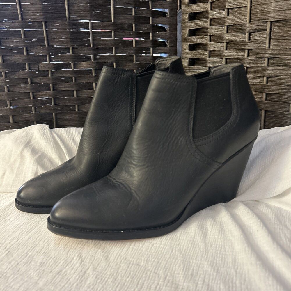 Cole Haan Grand Os Balthasar Black Nubuck Leather 3" Wedge Ankle Boots sz 8.5B